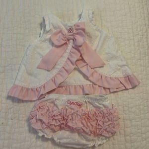 Ruffle Butts two piece summer set. Pink and white. 6-12 mos.